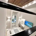 Miluar Luxury - Vanvitelli 4*
