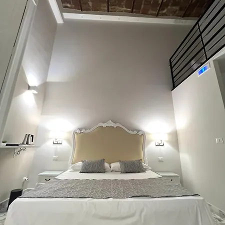 Miluar Luxury - Vanvitelli 4* נאפולי