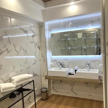 住宿加早餐酒店 Miluar Luxury - Vanvitelli 4*