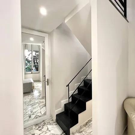 Frühstückspension Miluar Luxury - Vanvitelli Neapel