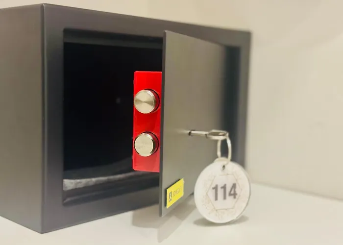 B&B Miluar Luxury - Vanvitelli 나폴리