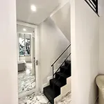 B&B Miluar Luxury - Vanvitelli 나폴리